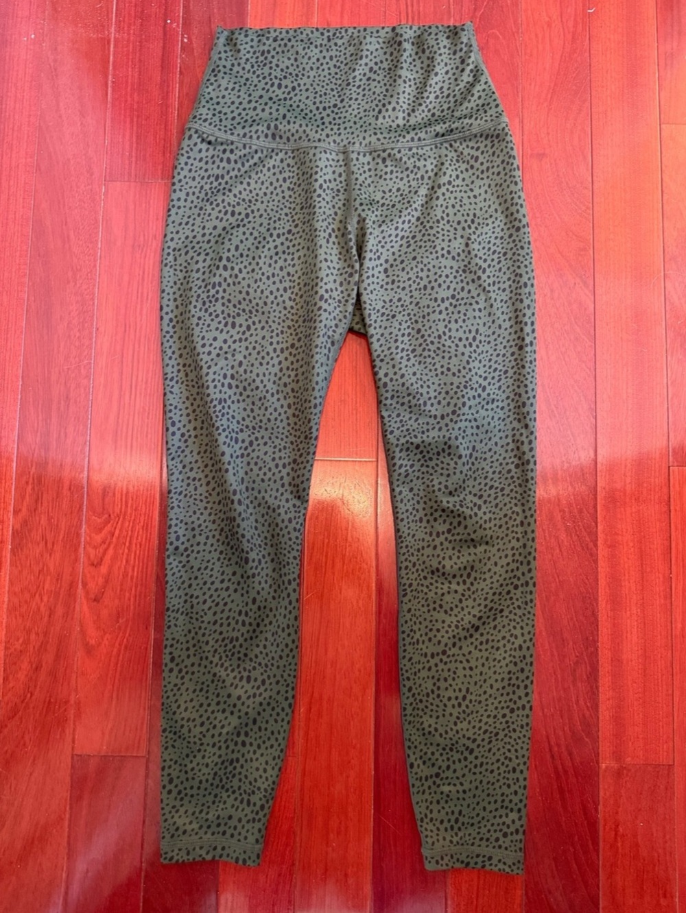 Zyia Animal Print Leggings Green & Purple